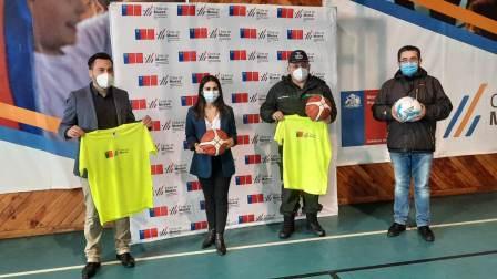 GENDARMERÍA RECIBE IMPLEMENTACIÓN PARA REALIZAR ACTIVIDADES DEPORTIVAS EN LA REGIÓN