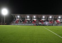 Gobernador Alejandro Santana inaugura renovado Estadio Municipal de Quemchi con inversión regional de $1.599 millones